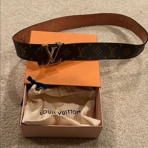 Louis Vuitton Black and Gold Women's Belt